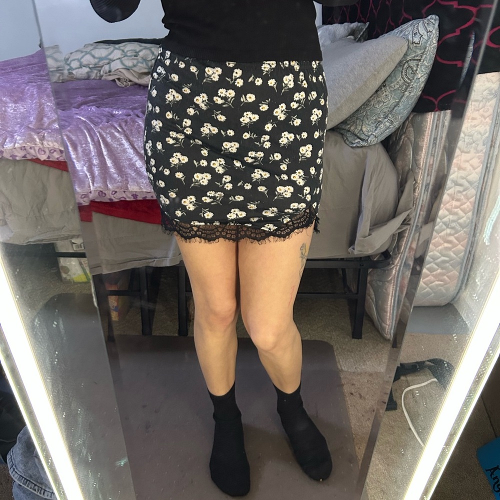 SHEIN Black Floral Skirt